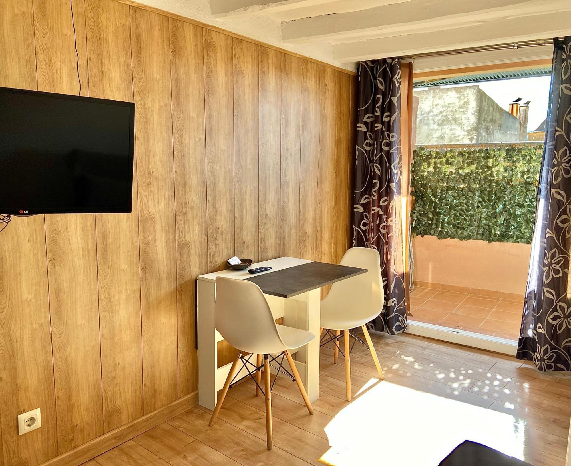 קורנודלה Apartament Corbatera Cim Apartaments מראה חיצוני תמונה